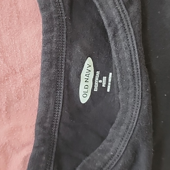 5 Old Navy Essential Everywear Short Sleeve T-Shirt Lot - Picture 5 of 15